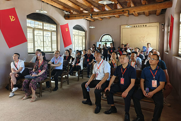 西柏坡干部学院